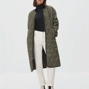 EUC Everlane The ReNew Long Liner in Kalamata Green Oversized Quilted Coat L